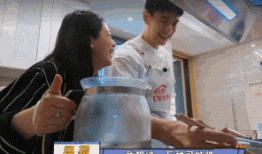 承认吃软饭很幸福，小李琳和经超结婚九年甜如蜜