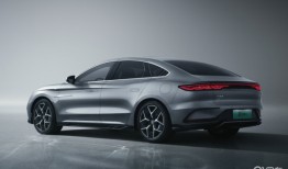 比亚迪汉DM-i冠军版新增的纯电续航200km版本比亚迪汉DM-
